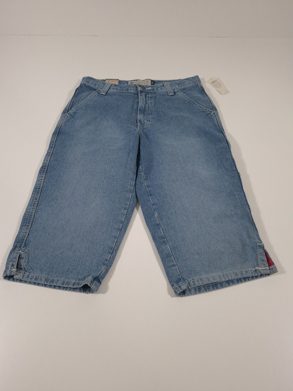 VTG American Eagle Outfitters Supply Capri Jeans Womens 6 Light Wash Denim USA